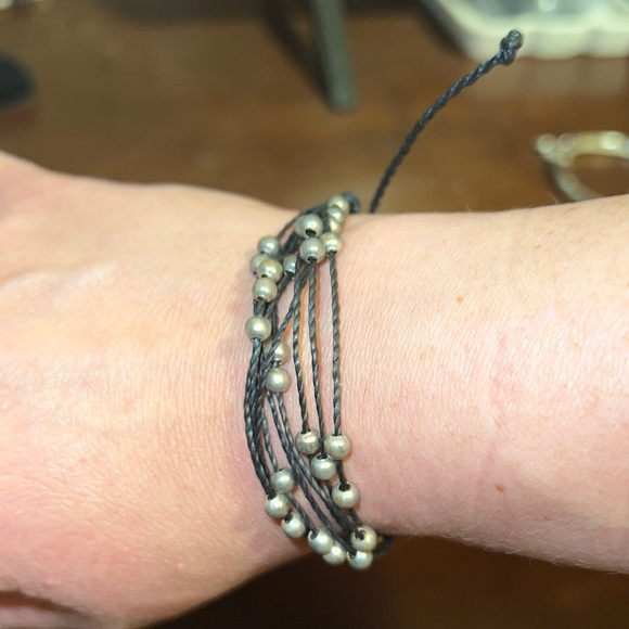 Pure Vida adjustable bracelet with metal beads. - Picture 2 of 4